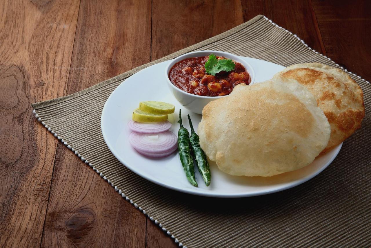 캐피탈 O 78178 칸하 리조트 Sikandra Rao 외부 사진